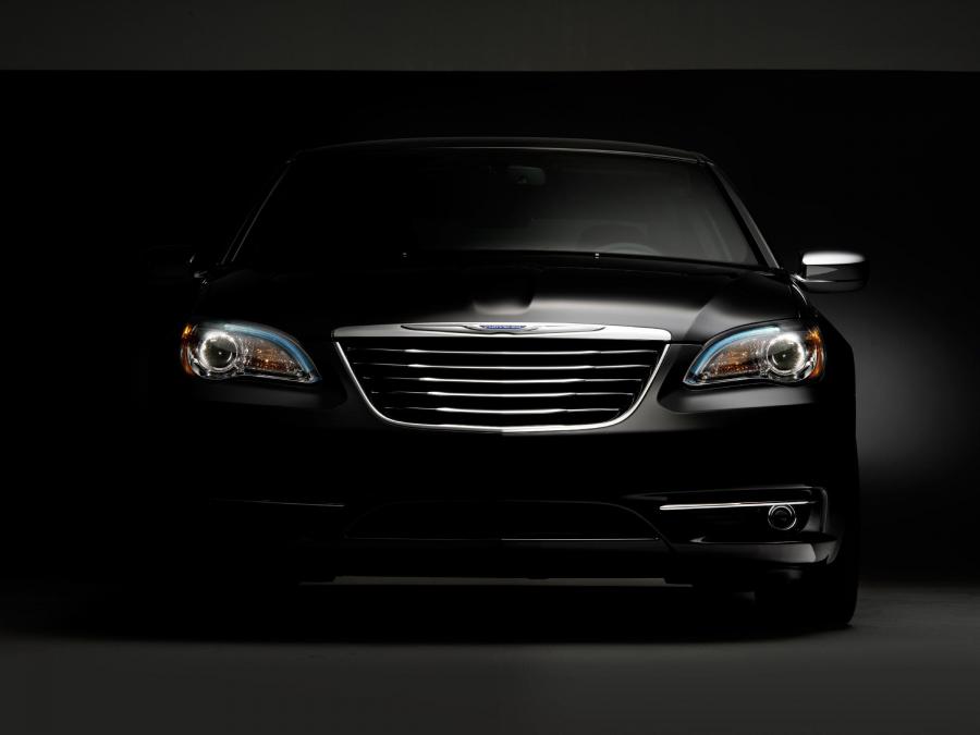  Chrysler 200 Sedan 2011 года  (фото 9 из 15)